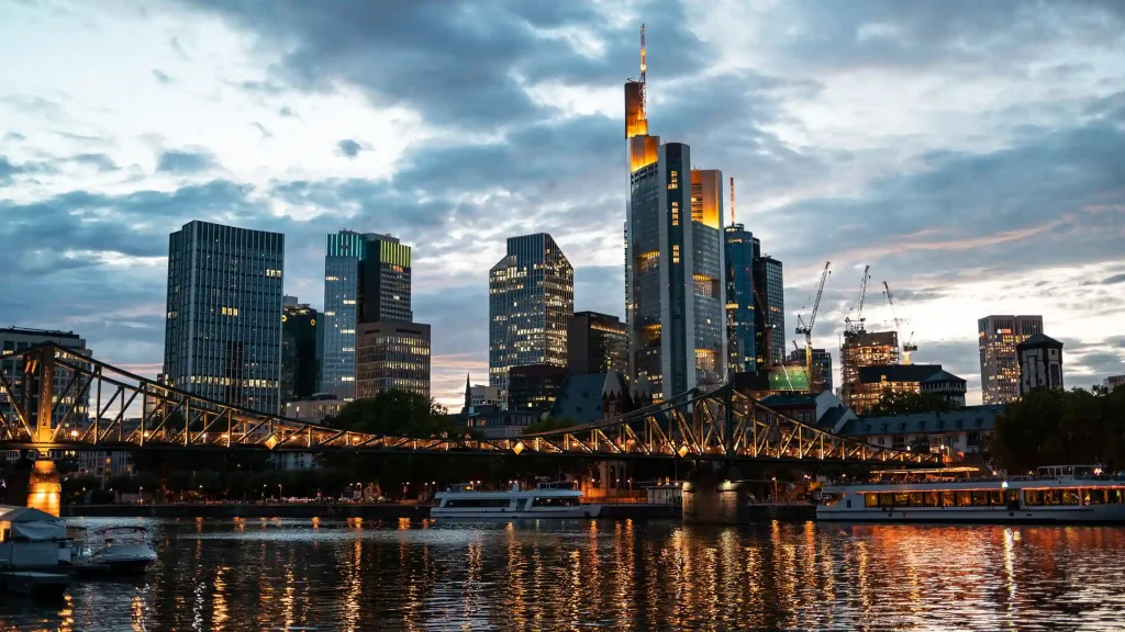 Image – Germany travel experience with Frankfurt city sightseeing tours for US travellers