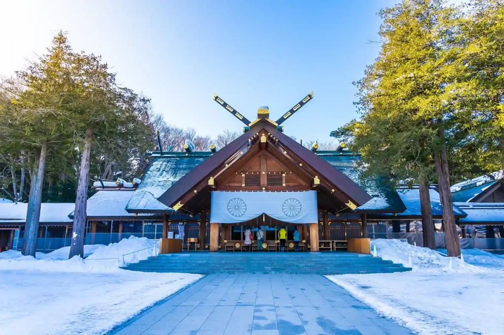 Image – Japan travel experience with Hokkaido shrine cultural tours for US travellers