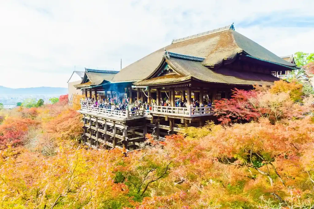Image – Japan travel experience with Kyoto temple cultural tours for US travellers