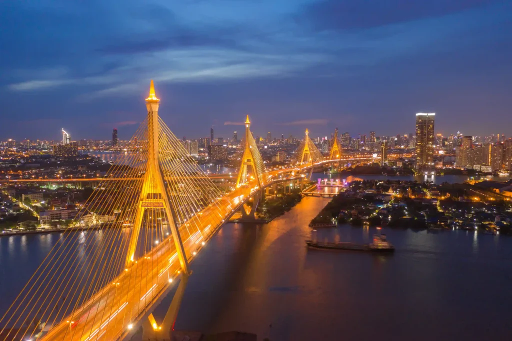 Image – Thailand travel experience with Bangkok river and city tours for US travellers