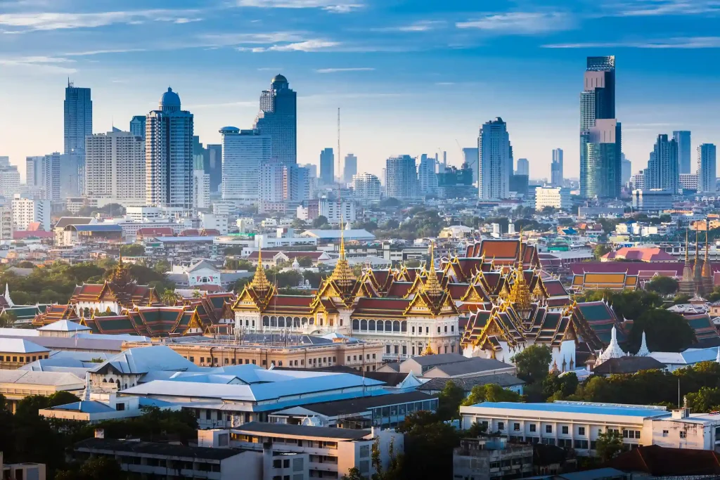 Image – Bangkok travel experience with Grand Palace cultural tours for US travellers